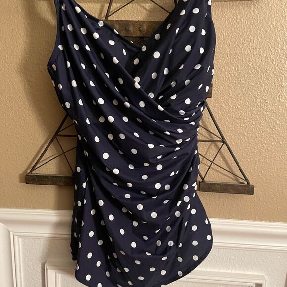 Lands End Navy White Polka Dots Women’s Gathered One Piece Swim Suit 6 - Picture 2 of 10